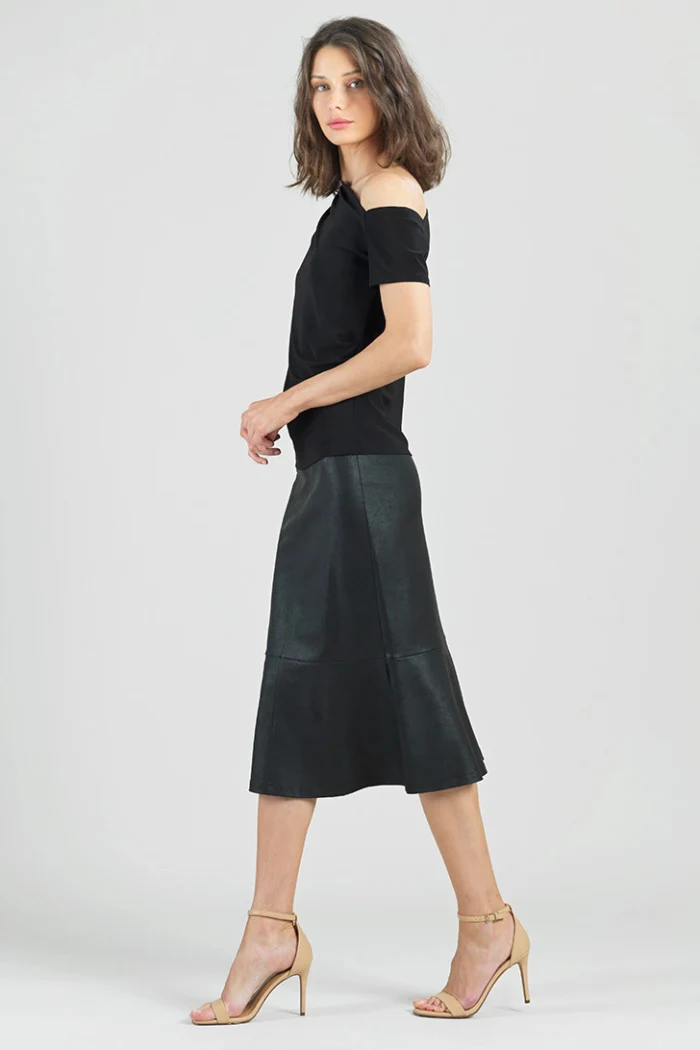 Angular Neck Line Soft Knit Short Sleeve Top - Image 9