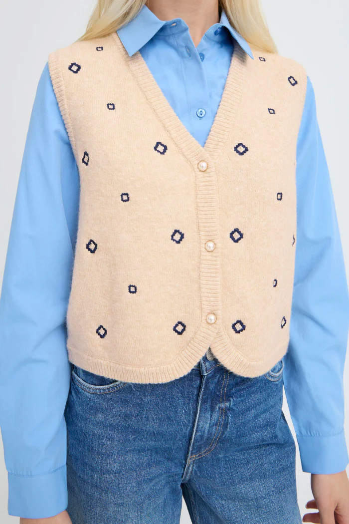 BYNadika Embroidered Vest - Image 5