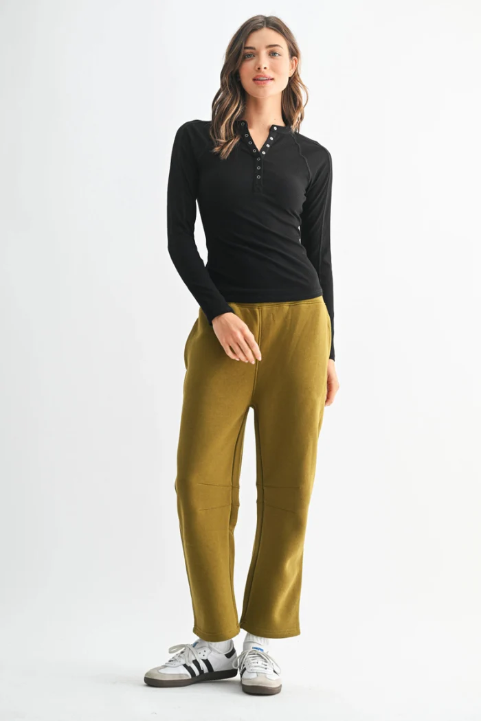 Essential Long-Sleeved Micro-Ribbed Henley Top - Image 4