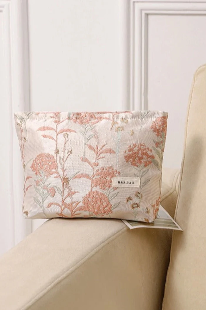 Flower Textured Embroidery Makeup Bag - Image 5