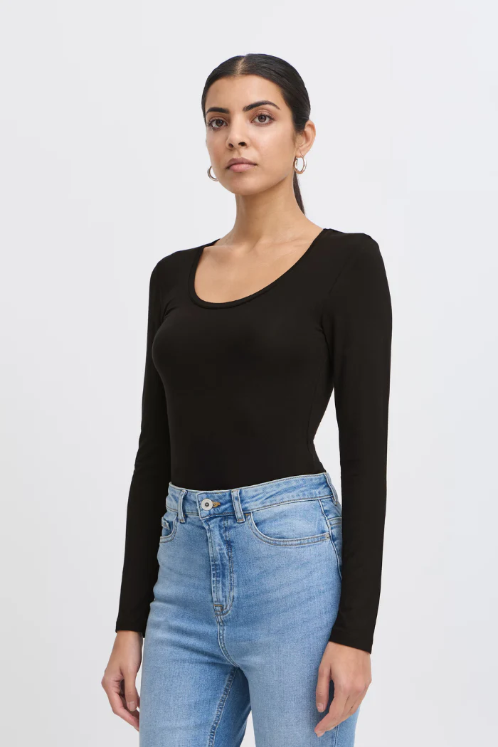 IHZola T-Shirt - Black