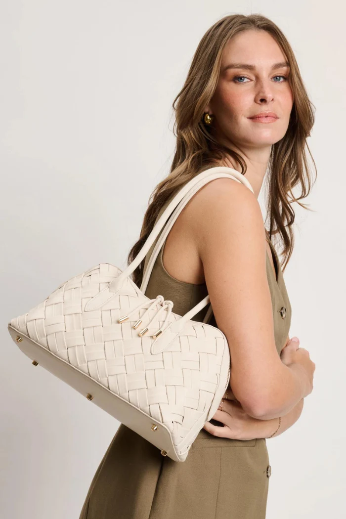 Lotus Shoulder Bag - Oatmilk - Image 3