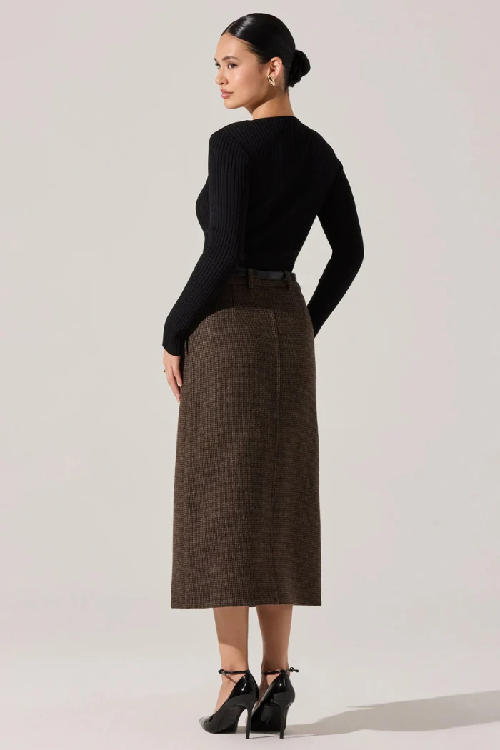 Lynly Ribbed Keyhole Sweater - Image 4