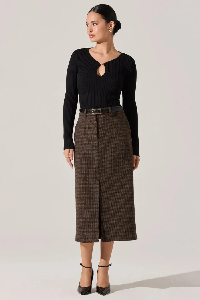 Lynly Ribbed Keyhole Sweater - Image 5