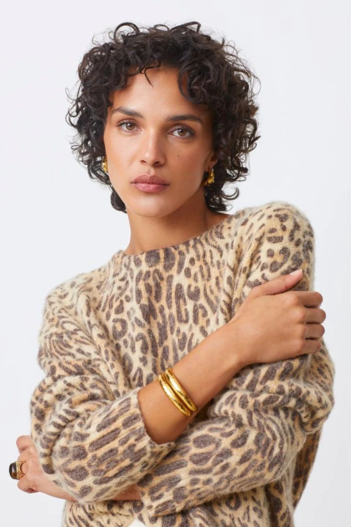 Pleoli Sweater - Image 2