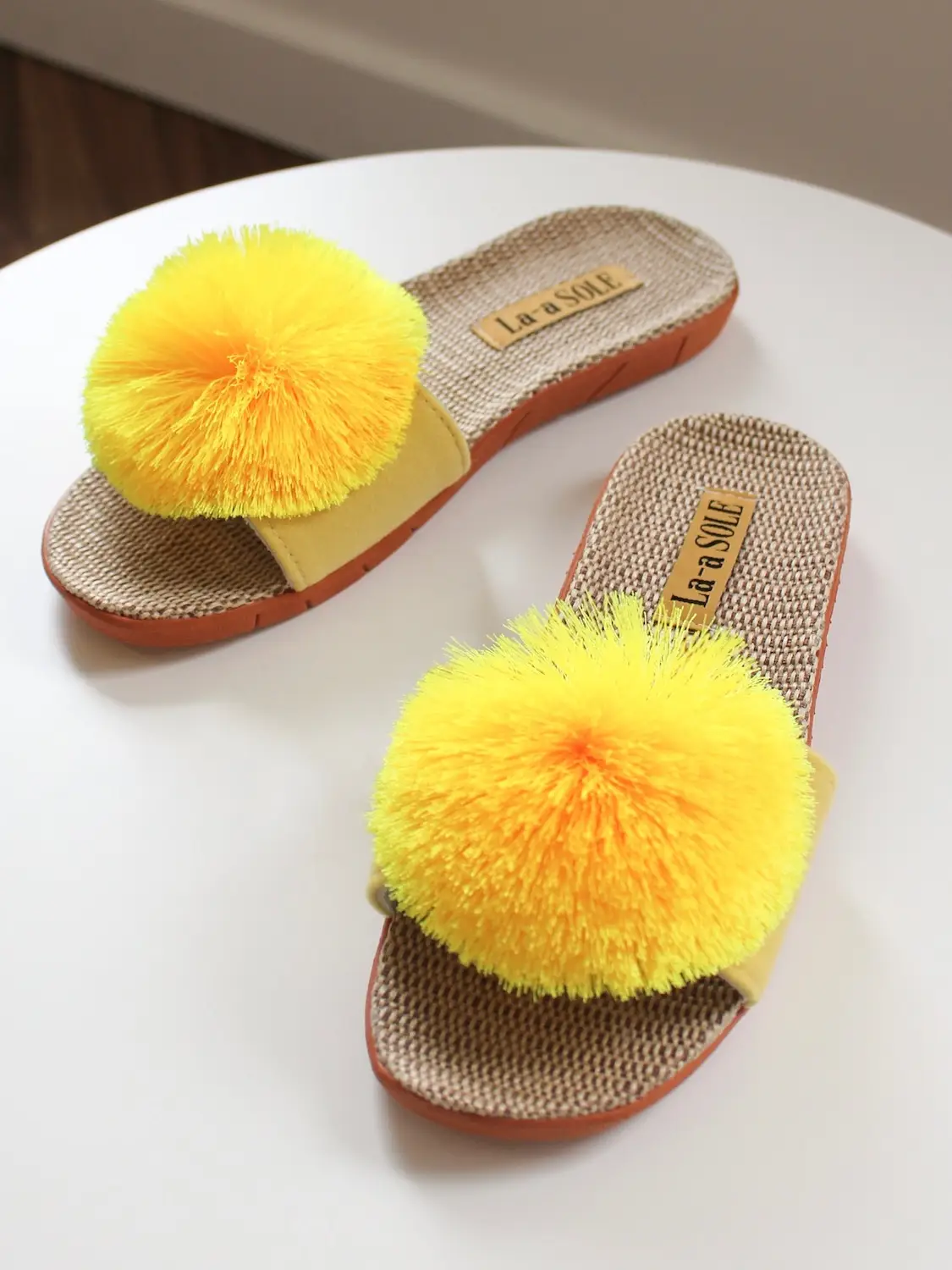 Pom Pom Slides - Image 12