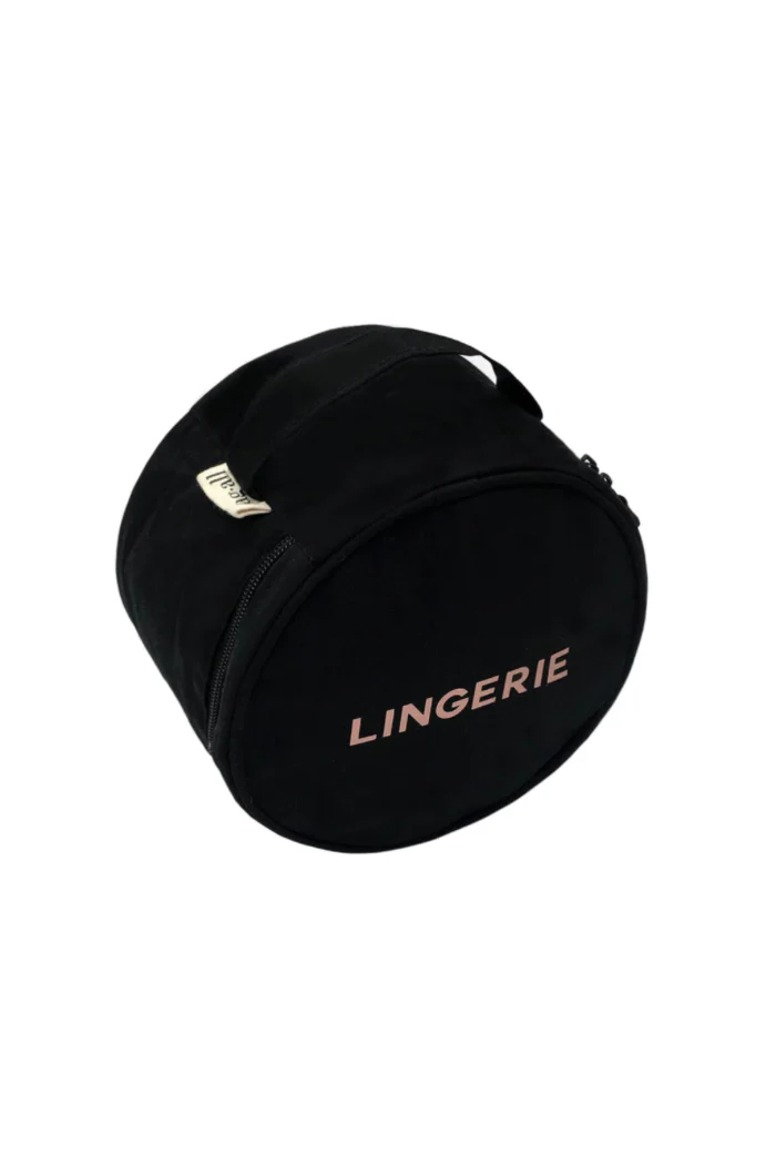 The Round Lingerie Case - Image 14