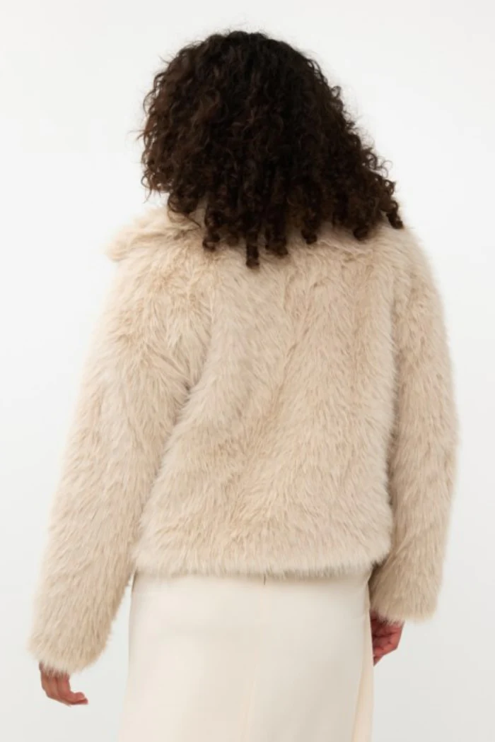 Short Faux Fur Jacket - Image 4