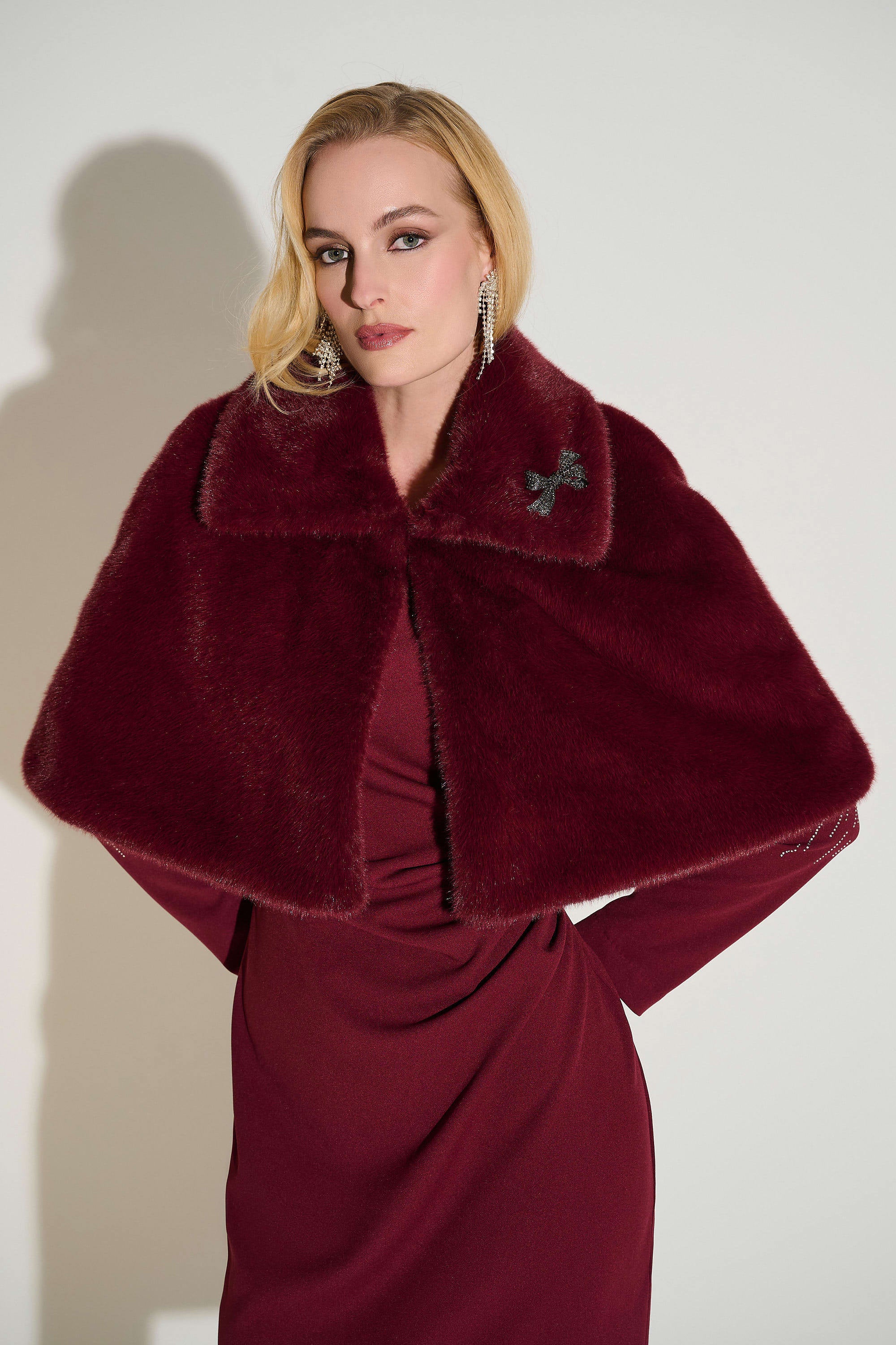 Signature | Faux Fur Cape with Crystal Brooch - Image 5