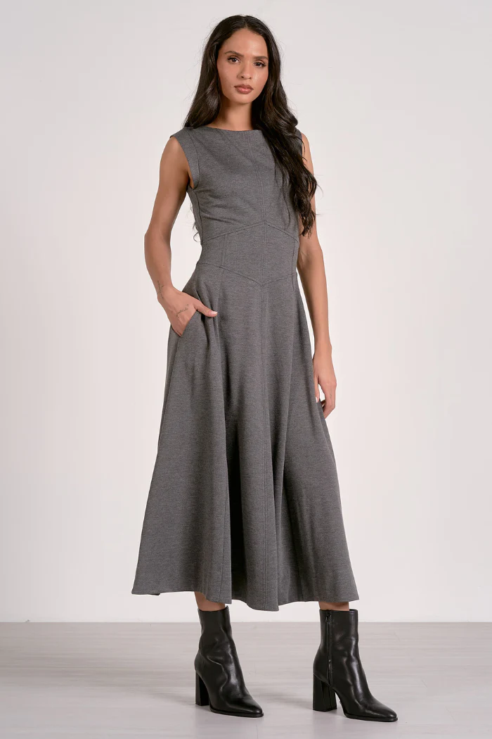 Sleeveless Flair Midi Dress - Image 3