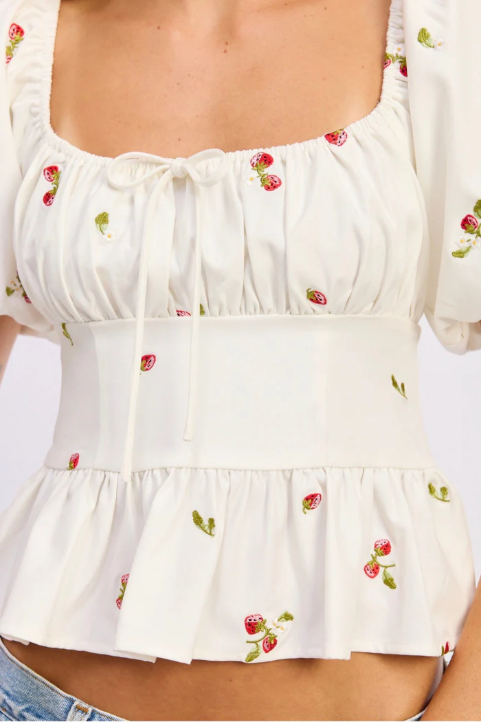 En Saison Strawberry Kiss Embroidered Peplum Top - Image 3