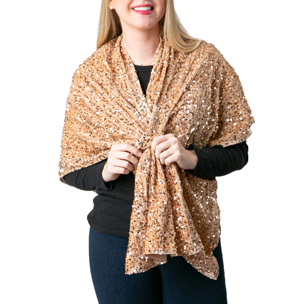Velvet and Sequin Keyhole Wrap - Image 3